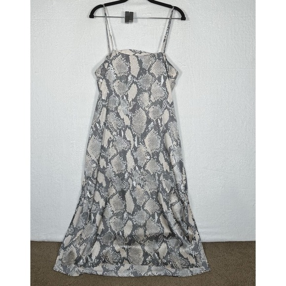 H&M Satin Slip Snake Print Dress Size Large - Picture 7 of 8